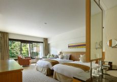 ファミリーツイン